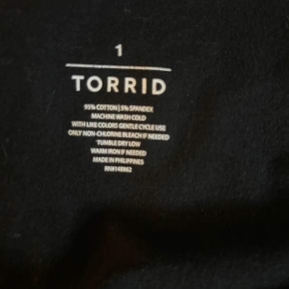 Torrid Tank - Picture 3 of 3